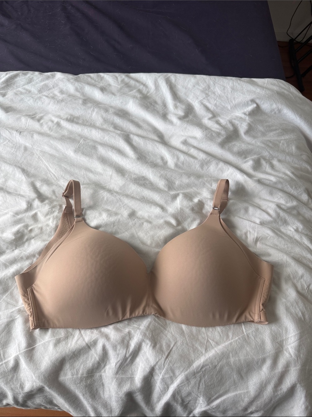 La Vie En Rose Sleekback Nude Seamless T-Shirt Bra 40D- Lightweight Support